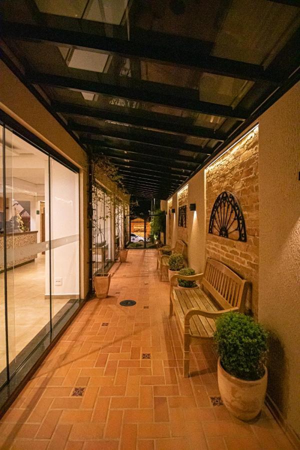 Prado Hotel Ампару Екстер'єр фото