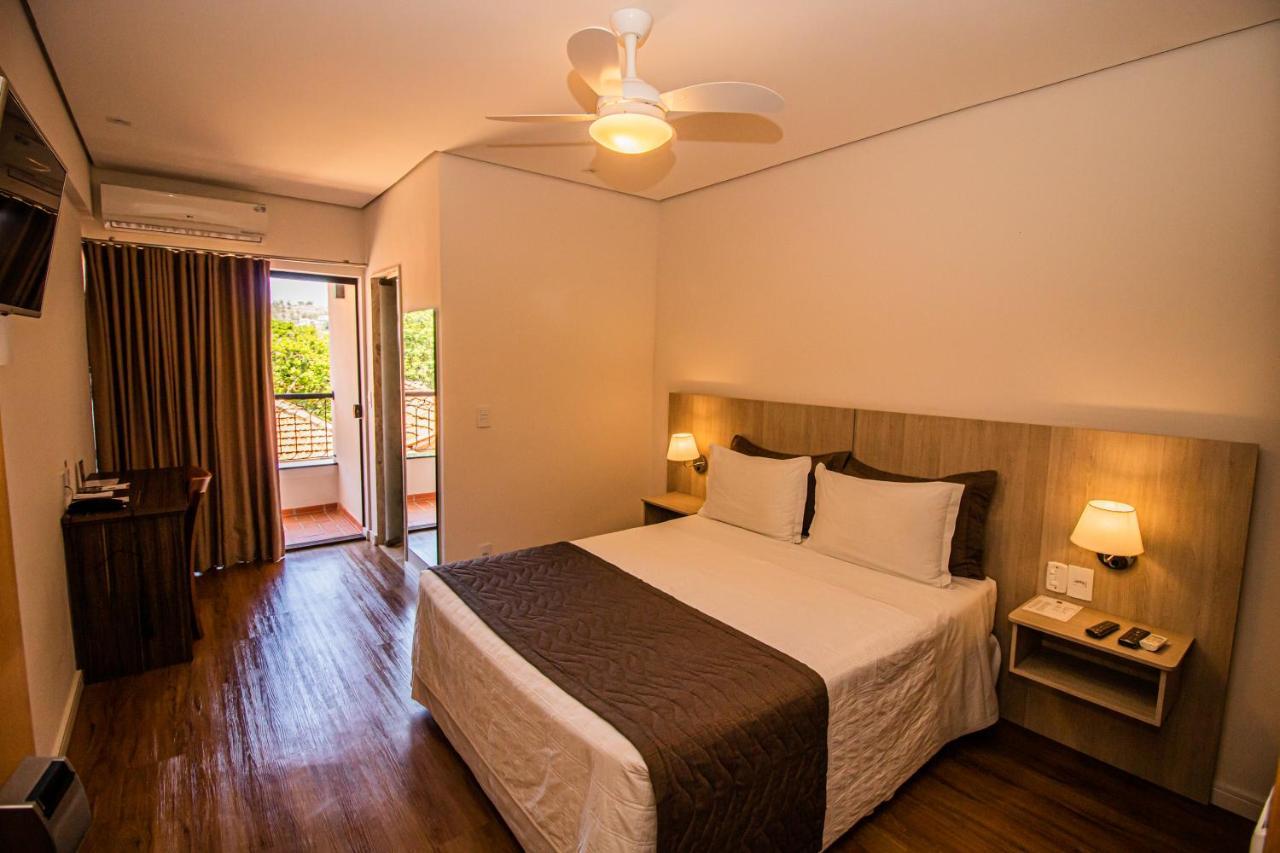 Prado Hotel Ампару Екстер'єр фото